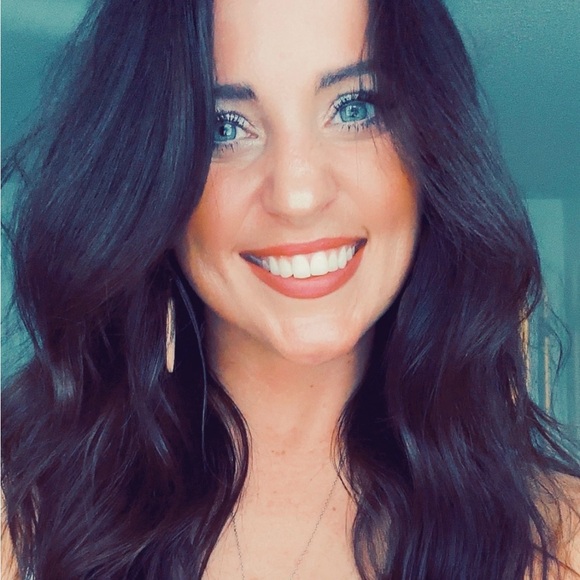 Thanks for visiting my closet! - Picture 4 of 9